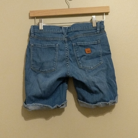 Roxy shorts - Picture 2 of 2